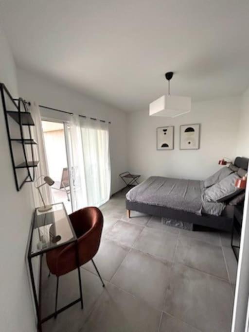Blue Pearl 102 Apartment Nisa Exterior foto